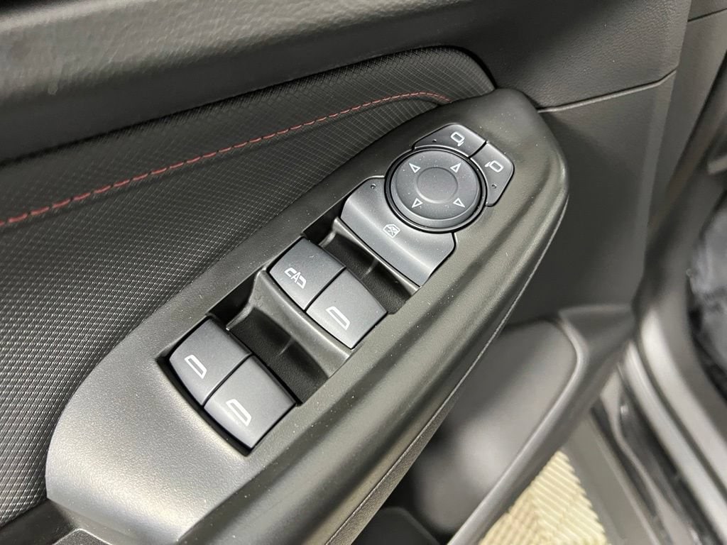 Used 2023 Mosaic Black Chevrolet RS image 16