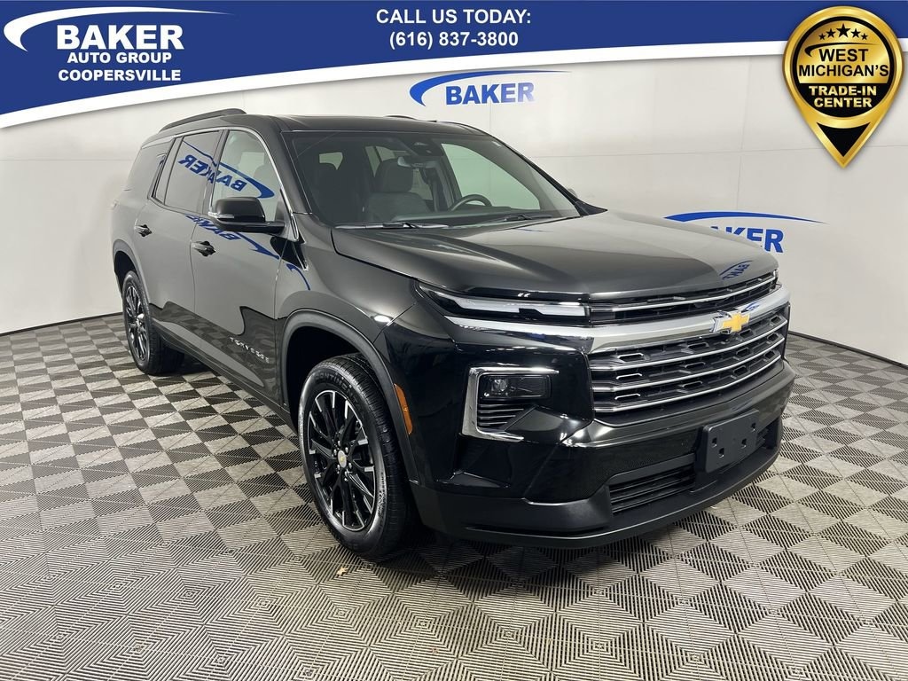 Used 2025 Chevrolet Traverse LT SUV