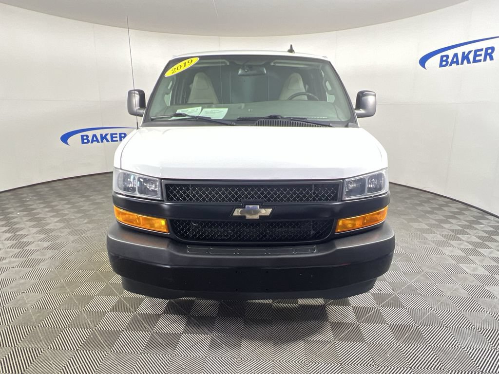 Used 2019 Summit White Chevrolet Work Van image 3