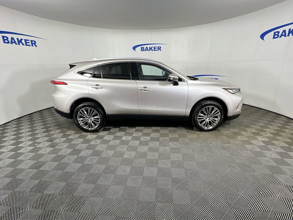 Used 2024 Titanium Glow Toyota LE image 10