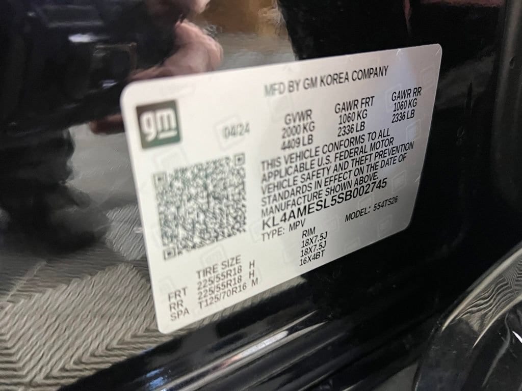 Used 2025 Ebony Twilight Buick Sport Touring image 33