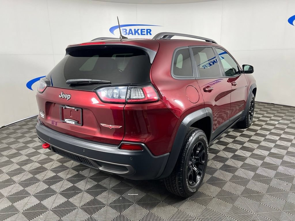 Used 2020 Velvet Red Pearlcoat Jeep Trailhawk image 6