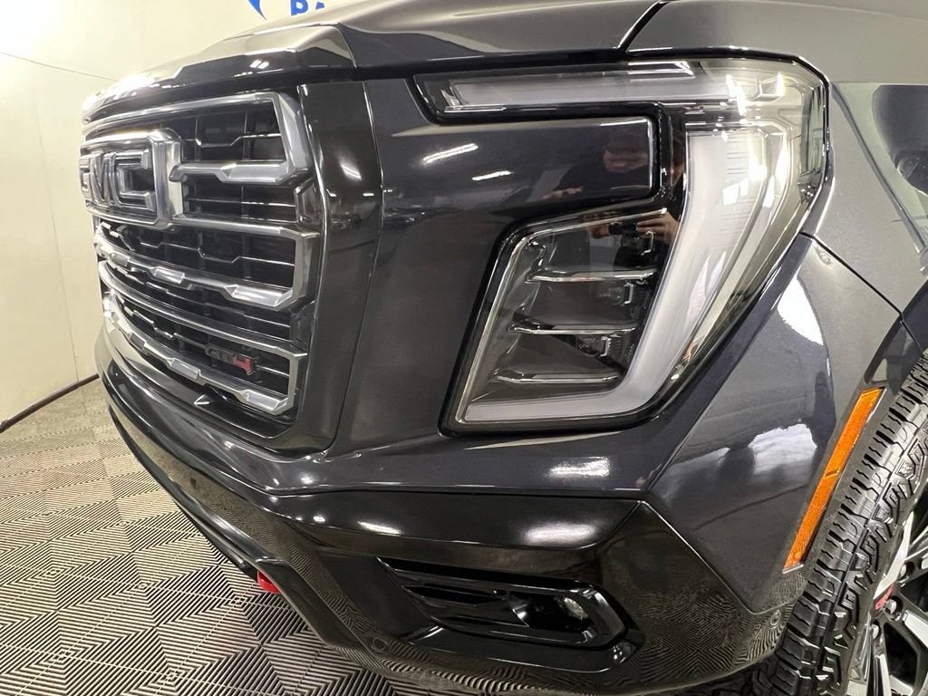 Used 2025 Titanium Rush GMC AT4 image 43