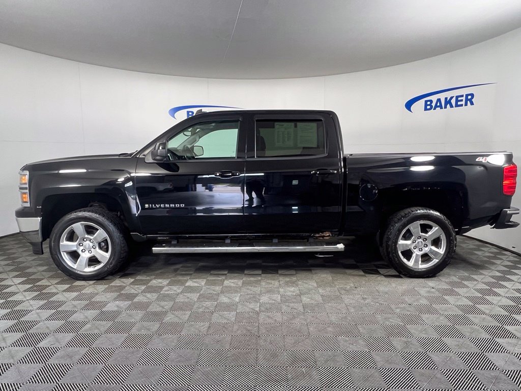 Used 2014 Black Chevrolet LT image 2
