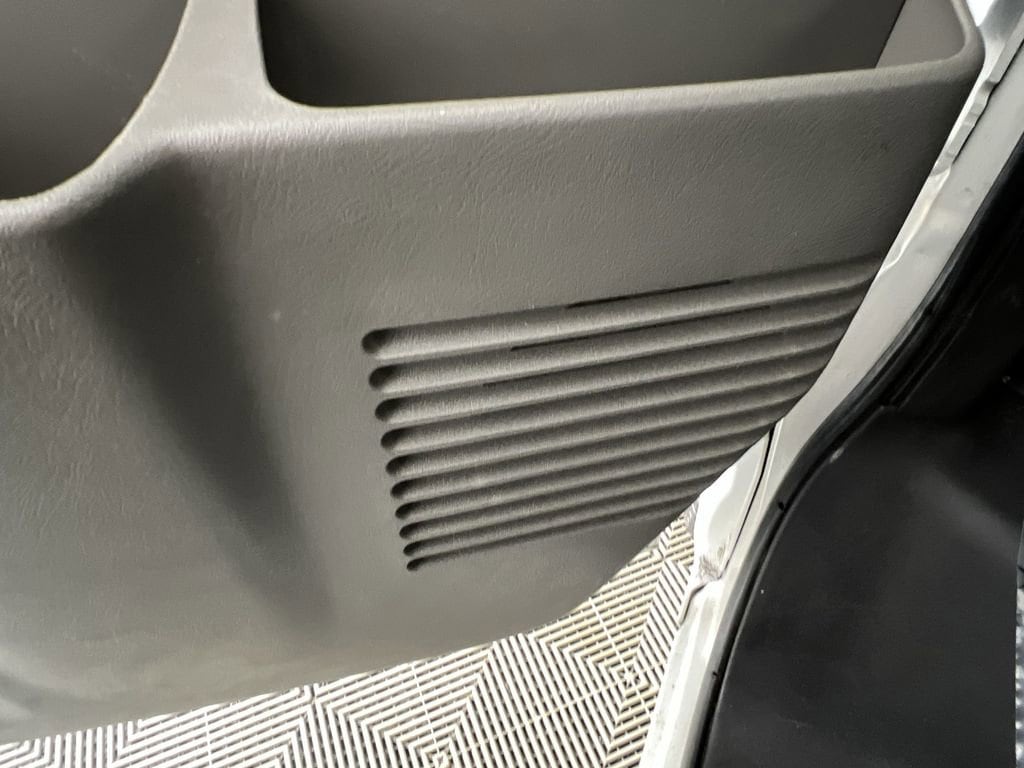 Used 2012 Summit White Chevrolet Work Van image 20