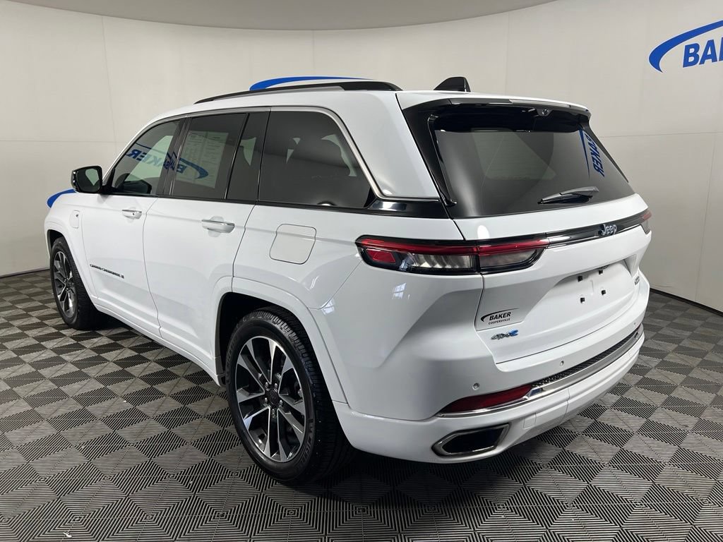 Used 2022 Bright White Jeep Overland image 3