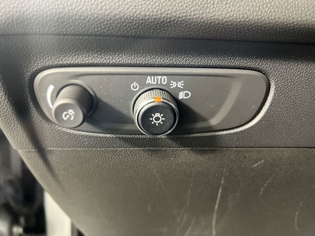 Used 2023 Moonstone Gray Buick Preferred image 18