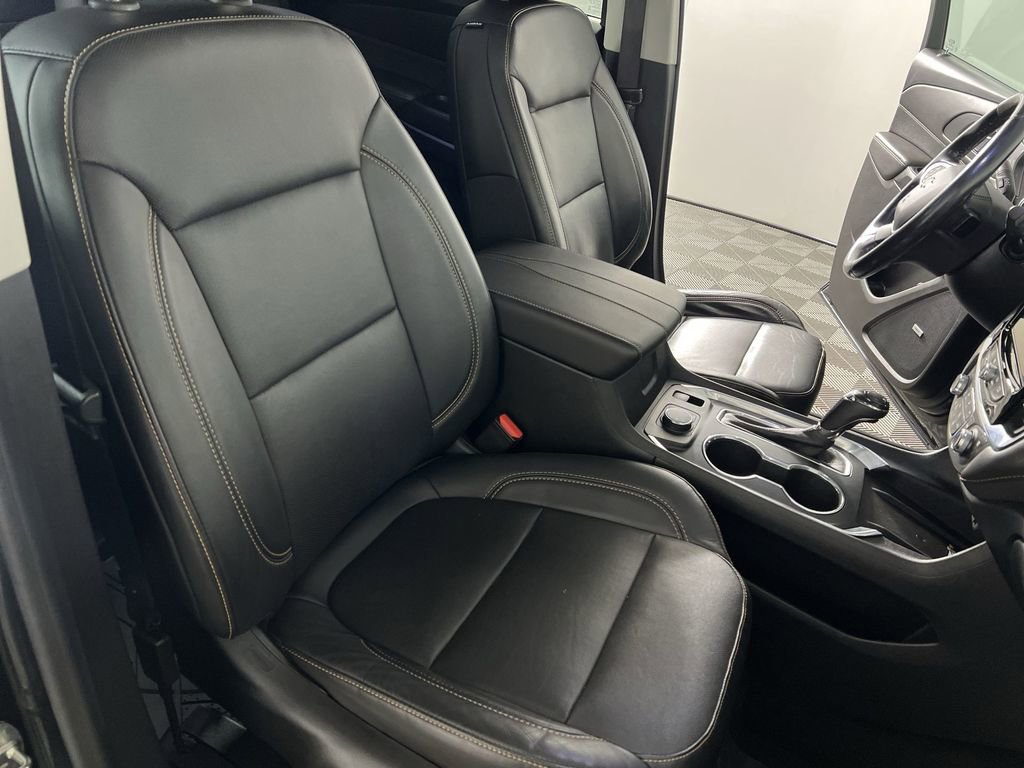 Used 2020 Graphite Chevrolet Premier image 30