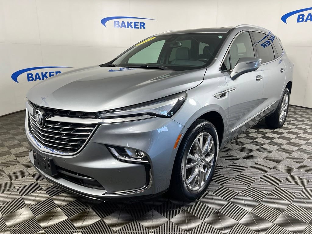 2023 Buick Enclave Essence
