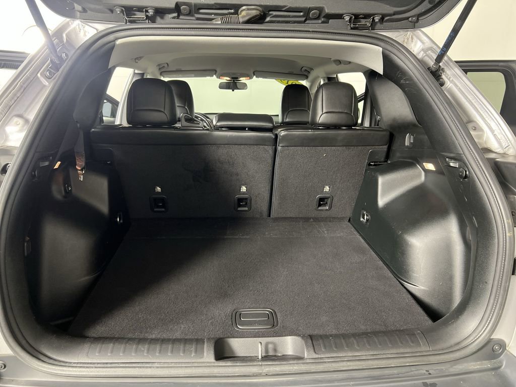 Used 2019 Billet Silver Jeep Latitude Plus 4x4 image 25