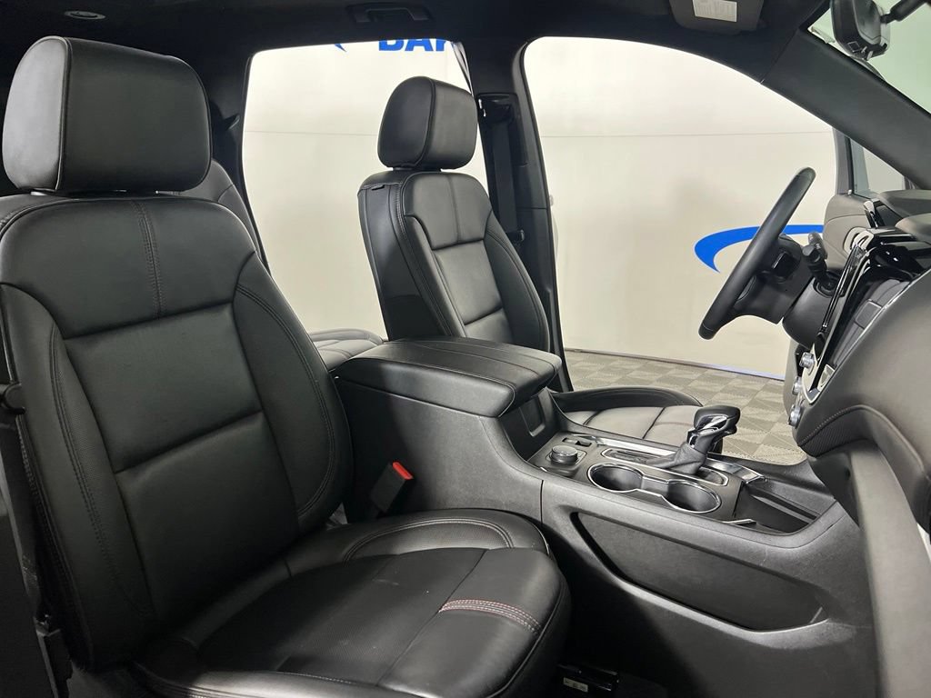 Used 2023 Mosaic Black Chevrolet RS image 12