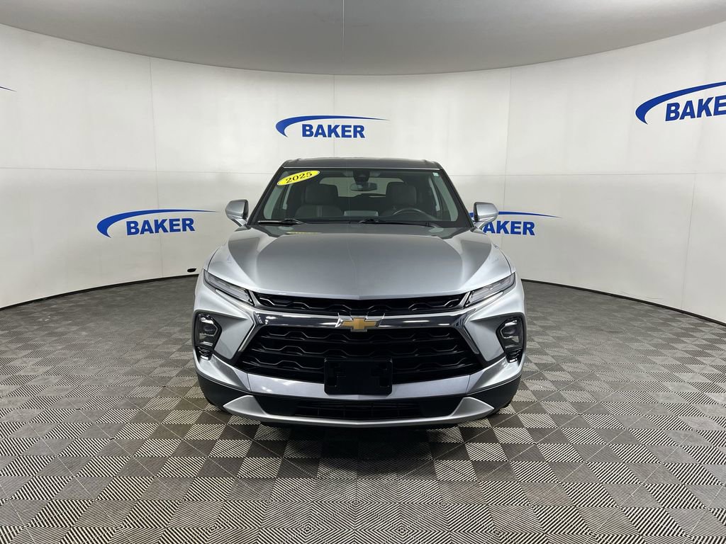 Used 2025 Sterling Gray Chevrolet LT w/2LT image 3