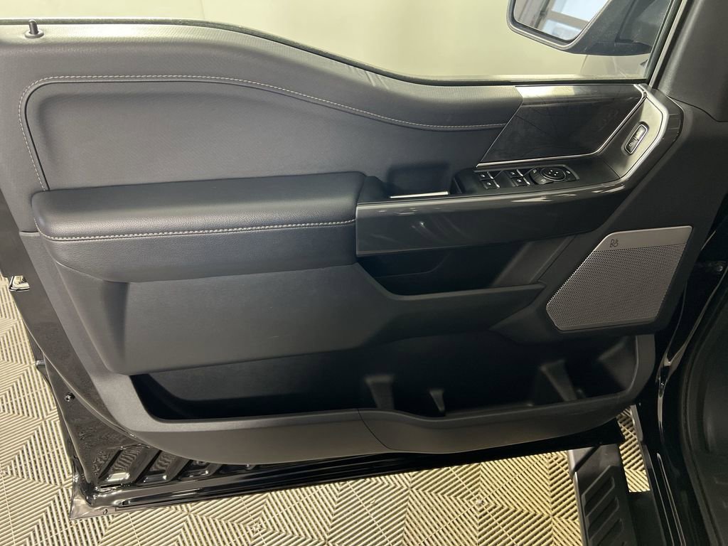 Used 2023 Agate Black Ford  image 22
