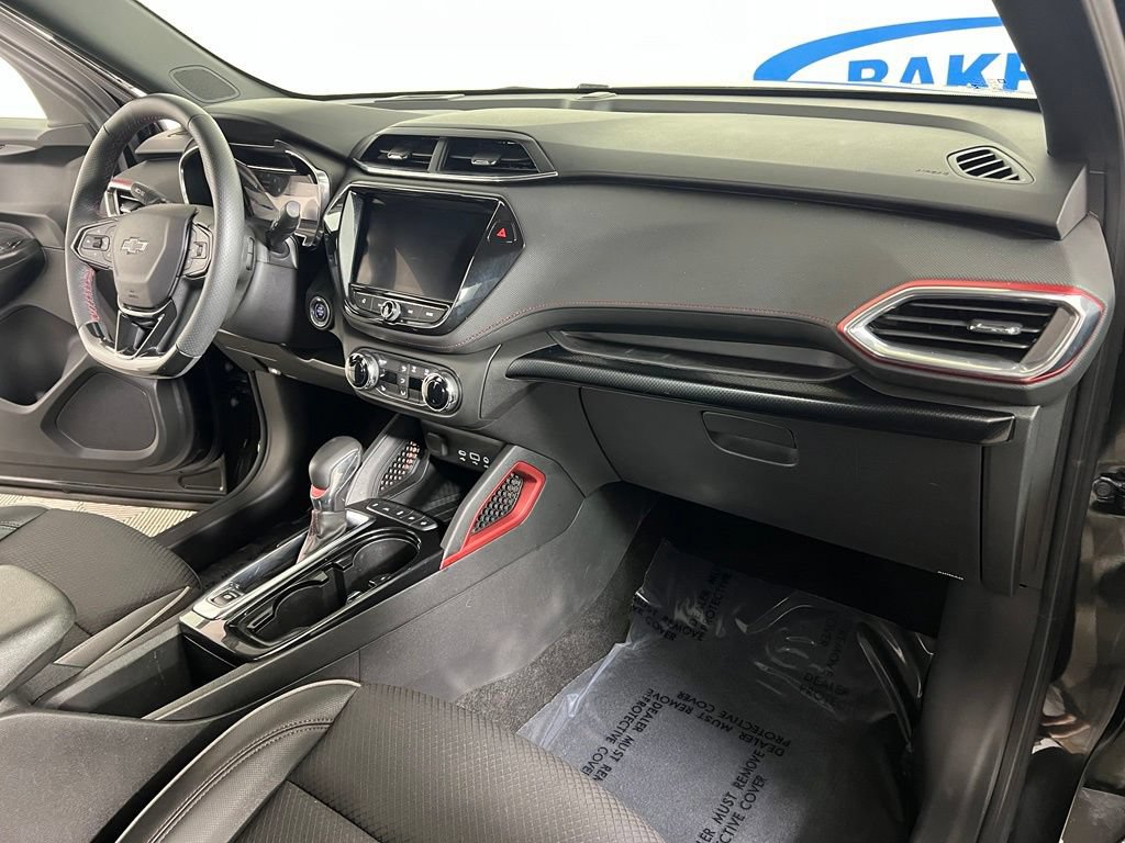 Used 2023 Mosaic Black Chevrolet RS image 10