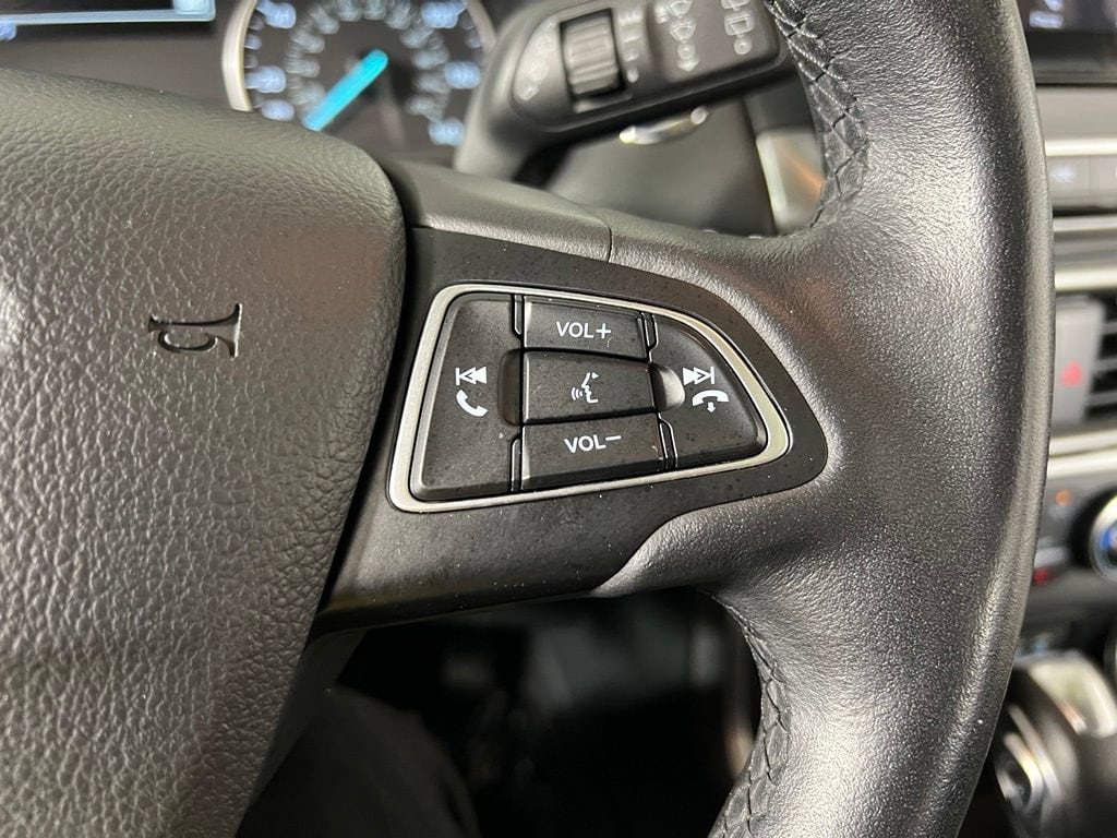 Used 2018 Ruby Red Metallic Ford SE image 23