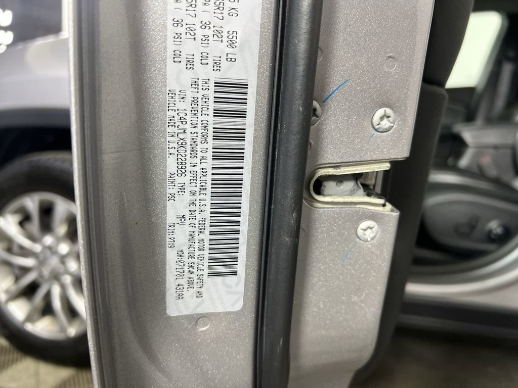 Used 2019 Billet Silver Jeep Latitude Plus 4x4 image 33