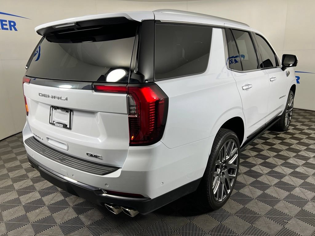 Used 2026 Glacier White Tricoat GMC Denali Ultimate image 6