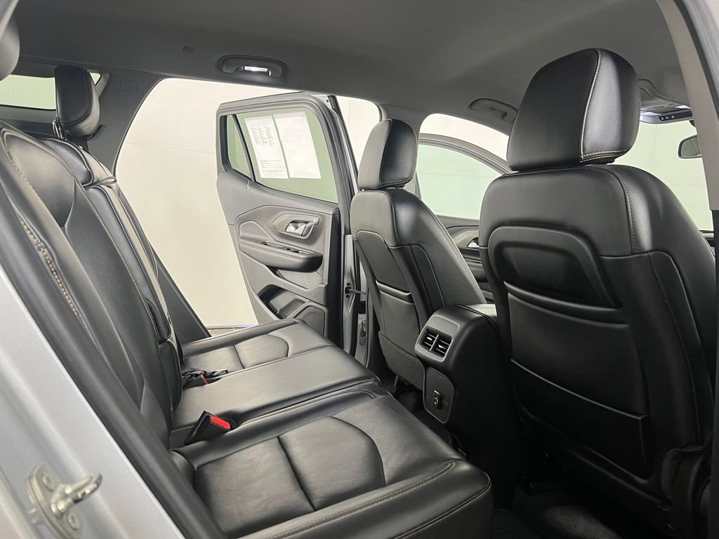 Used 2018 Quicksilver GMC SLT image 13