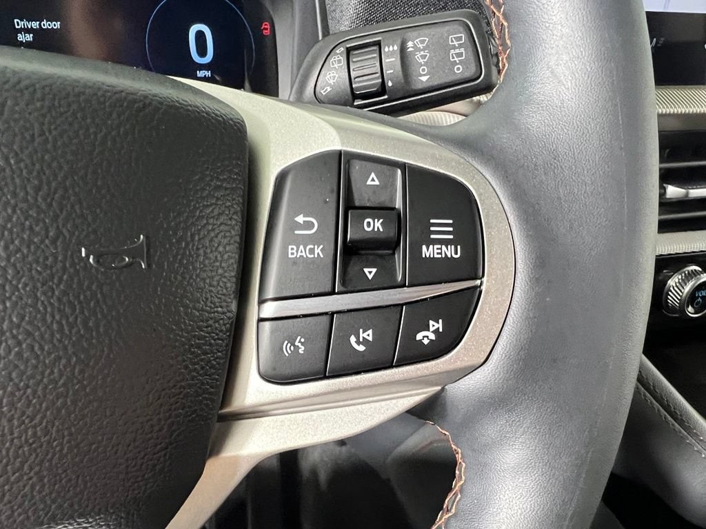 Used 2025 White Metallic Ford Active image 25