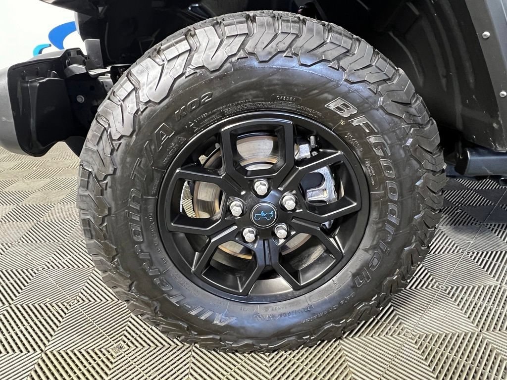 Used 2024 Black Clearcoat Jeep Sport image 29