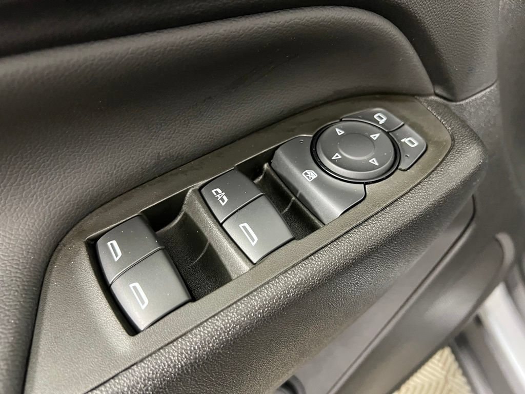 Used 2024 Sterling Gray Metallic Chevrolet LT w/1LT image 18