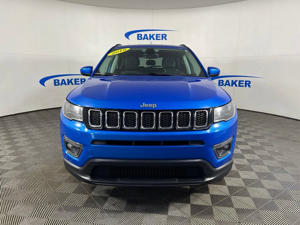 Used 2018 Laser Blue Pearlcoat Jeep Latitude 4x4 image 9