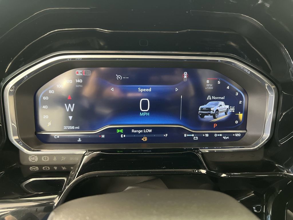 Used 2024 Summit White Chevrolet LT Trail Boss image 12