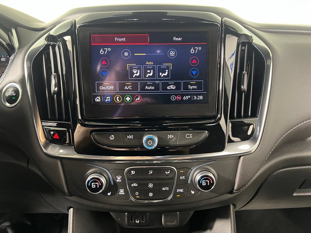Used 2022 Mosaic Black Chevrolet LT Cloth w/1LT image 24