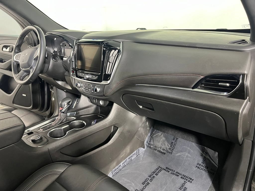 Used 2023 Mosaic Black Chevrolet RS image 11