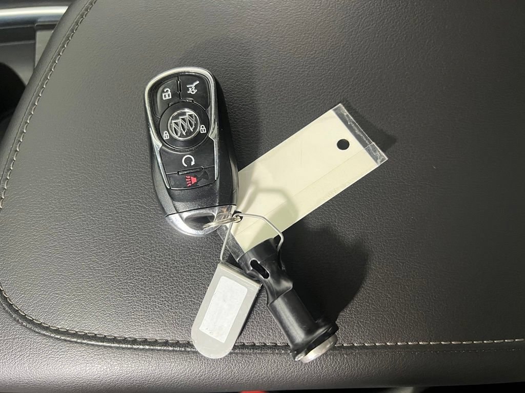 Used 2019 Ebony Twilight Buick Avenir image 40