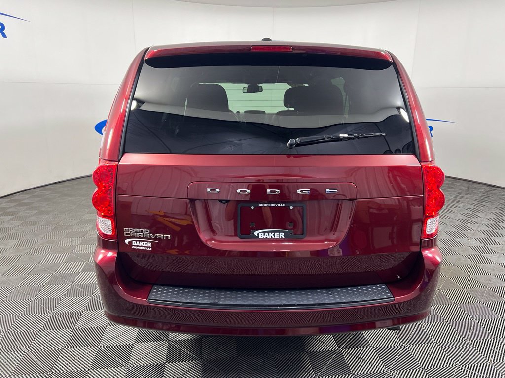 Used 2020 Octane Red Pearlcoat Dodge SXT image 5