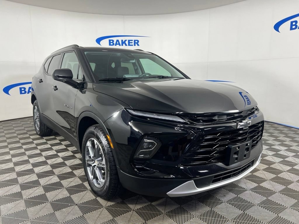 Used 2023 Black Chevrolet LT w/2LT image 8