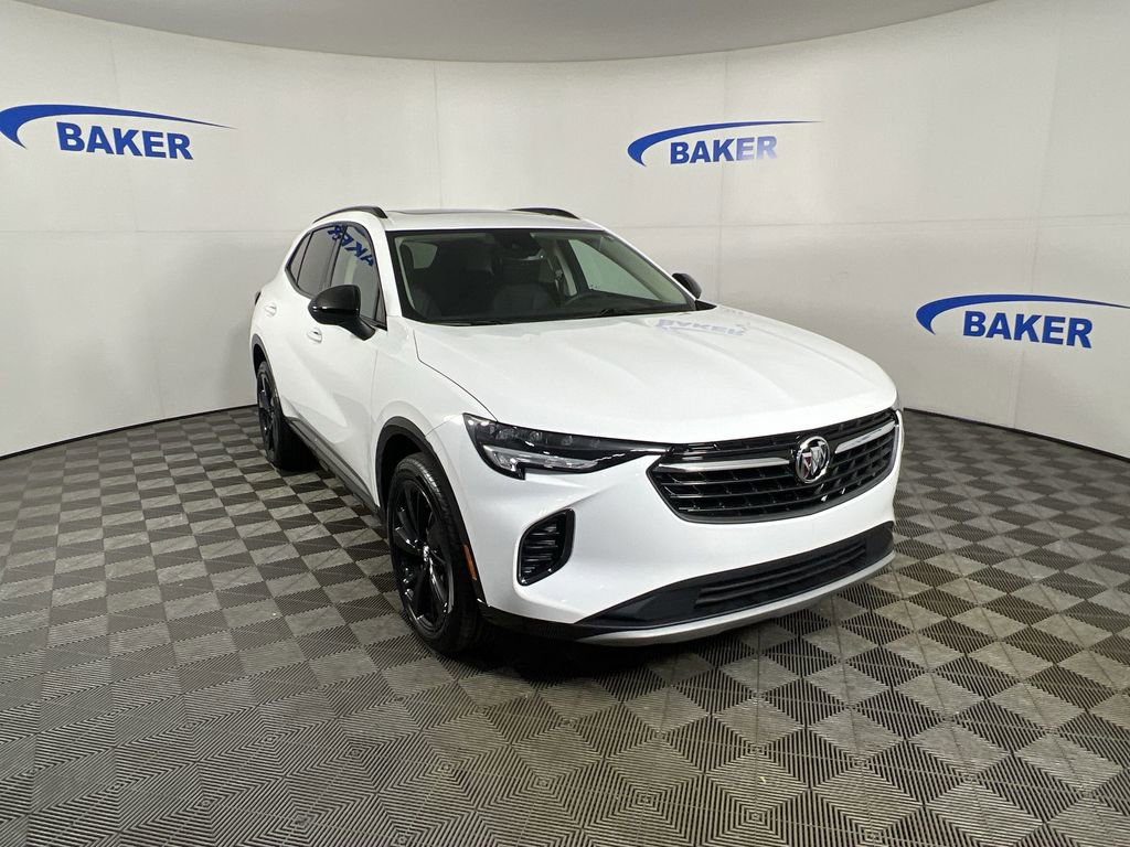 Used 2023 Summit White Buick Essence image 2