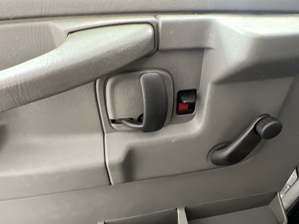 Used 2012 Summit White Chevrolet Work Van image 19