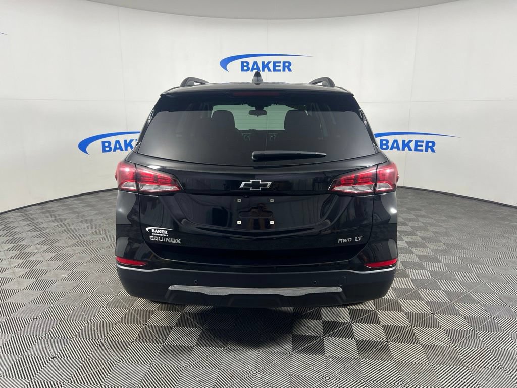 Used 2024 Mosaic Black Metallic Chevrolet LT w/1LT image 5