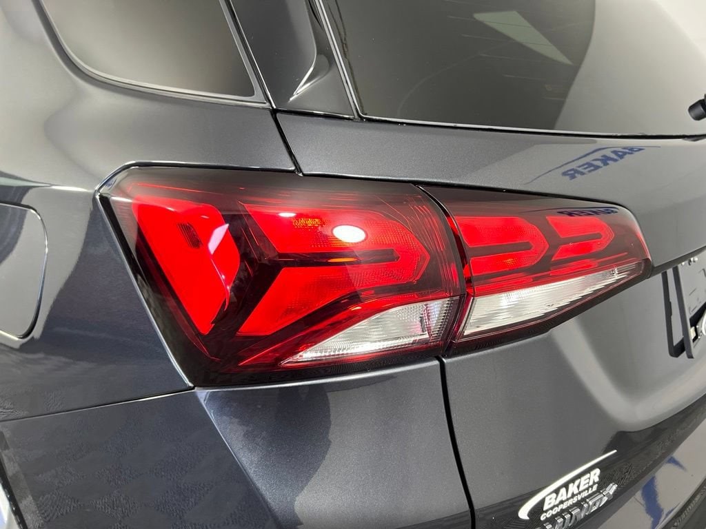 Used 2023 Iron Gray Chevrolet LT w/1LT image 40