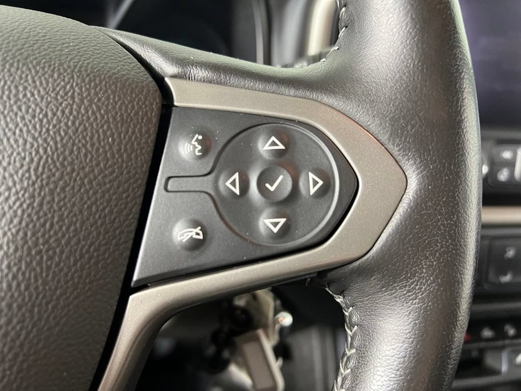 Used 2021 Bright Blue Chevrolet Z71 image 21
