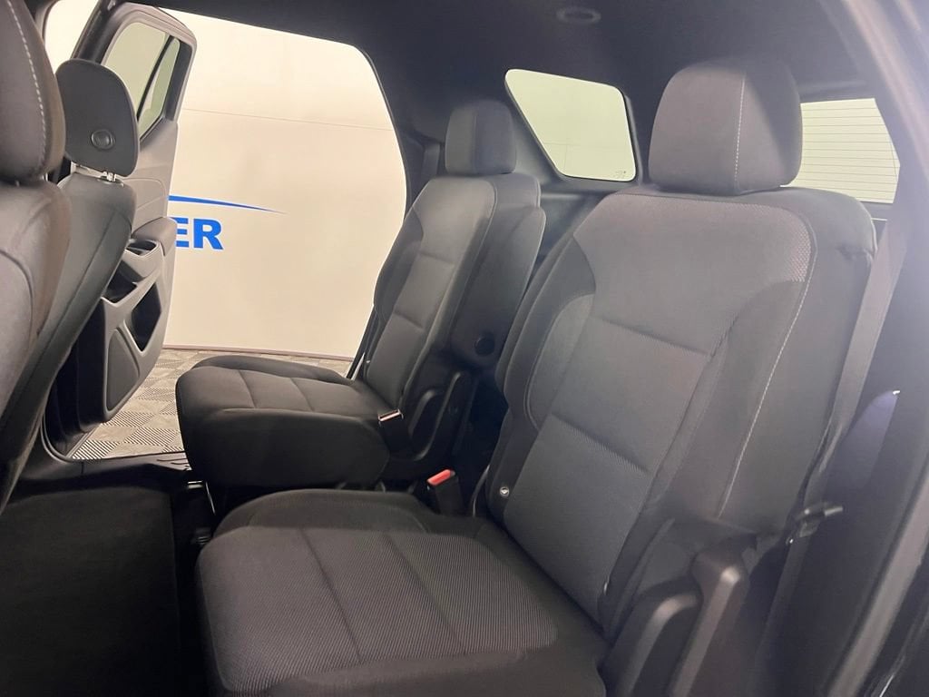 Used 2022 Mosaic Black Chevrolet LT Cloth w/1LT image 16