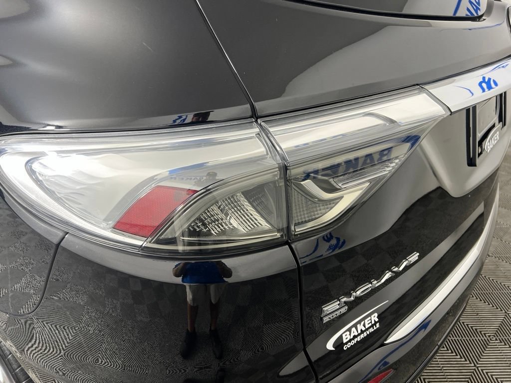 Used 2023 Ebony Twilight Buick Avenir image 34