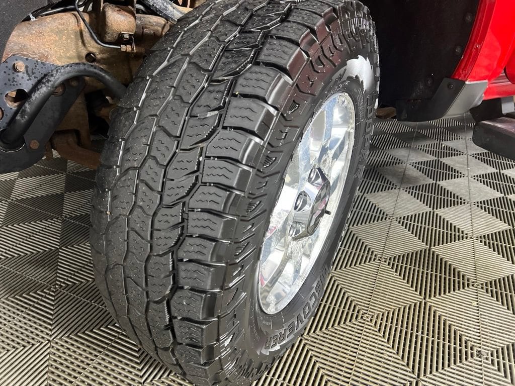 Used 2015 Victory Red Chevrolet LTZ image 29