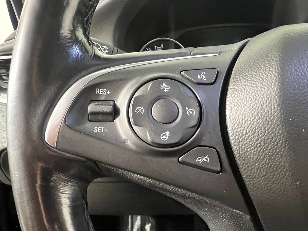 Used 2019 Ebony Twilight Buick Avenir image 26