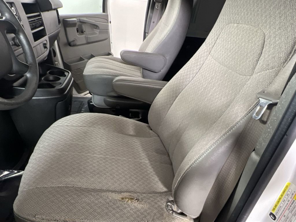 Used 2012 Summit White Chevrolet Work Van image 16