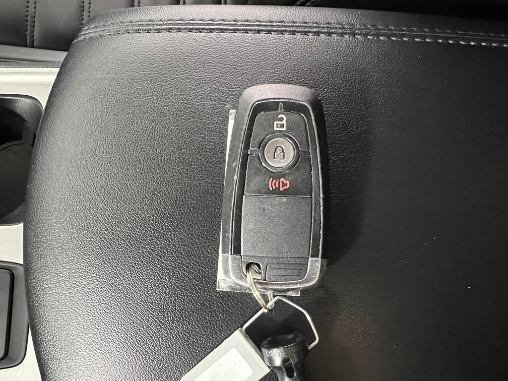 Used 2024 Oxford White Ford  image 35