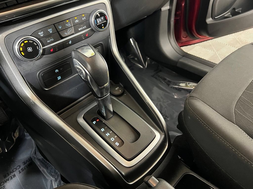 Used 2018 Ruby Red Metallic Ford SE image 28