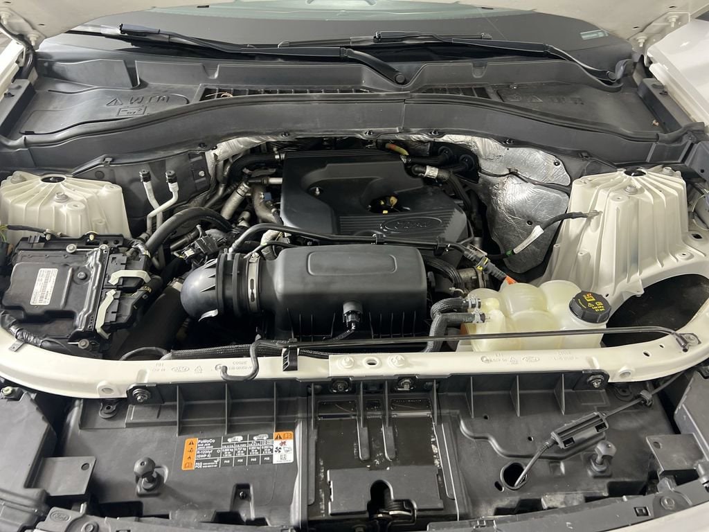 Used 2020 Oxford White Ford XLT image 32