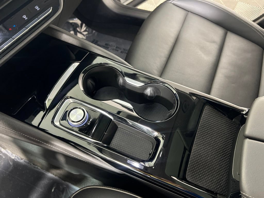 Used 2024 Moonstone Gray Buick Avenir image 28