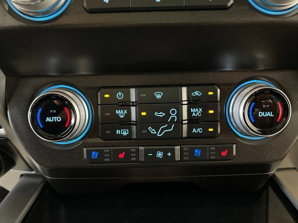 Used 2020 Iconic Silver Ford  image 27