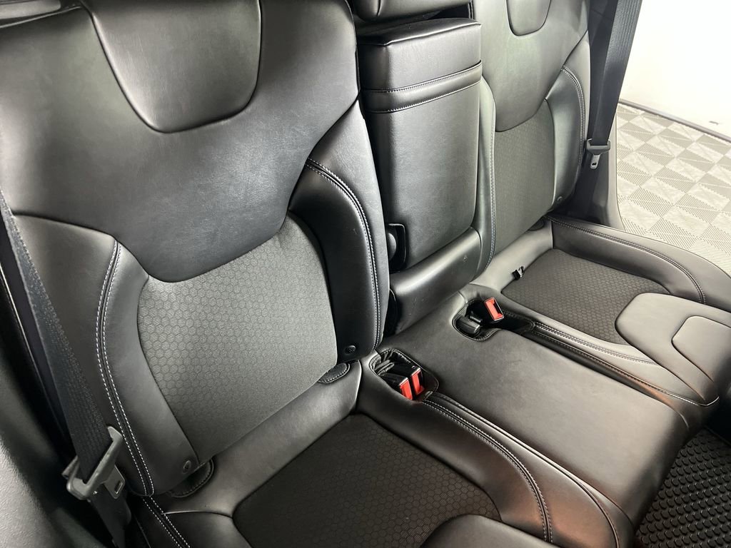 Used 2019 Billet Silver Jeep Latitude Plus 4x4 image 26