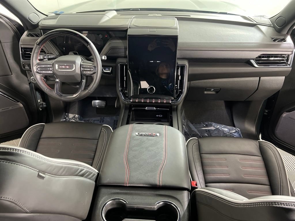 Used 2025 Midnight Pine GMC AT4 Ultimate image 10