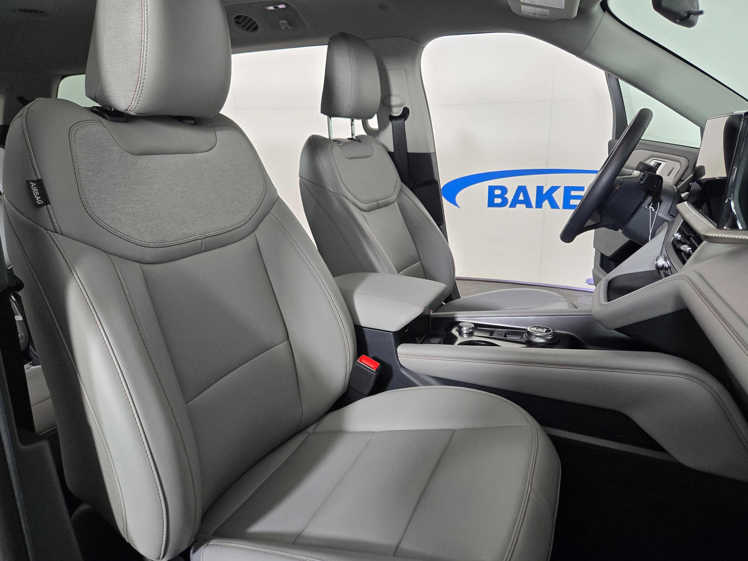 2026 Ford Explorer Active - Photo 10
